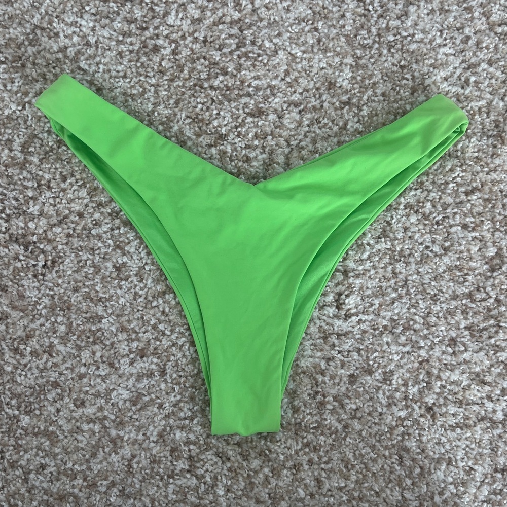 WEWOREWHAT | delilah bikini bottom